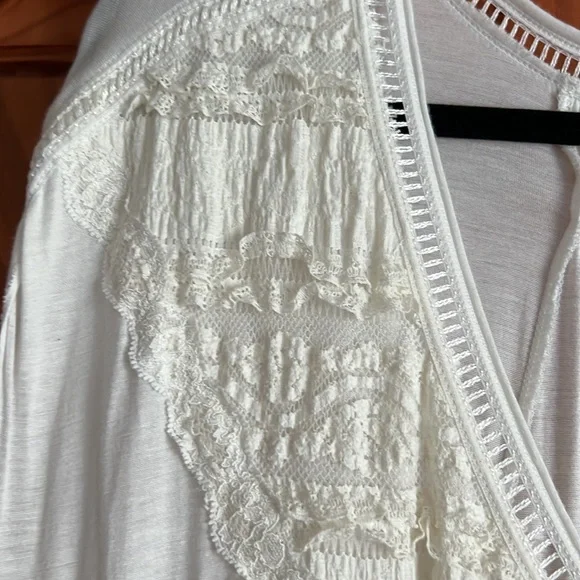 Free People White Top - Picture 3 of 7